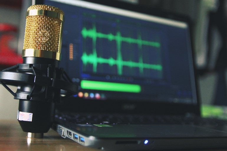how-to-create-podcast-microphone